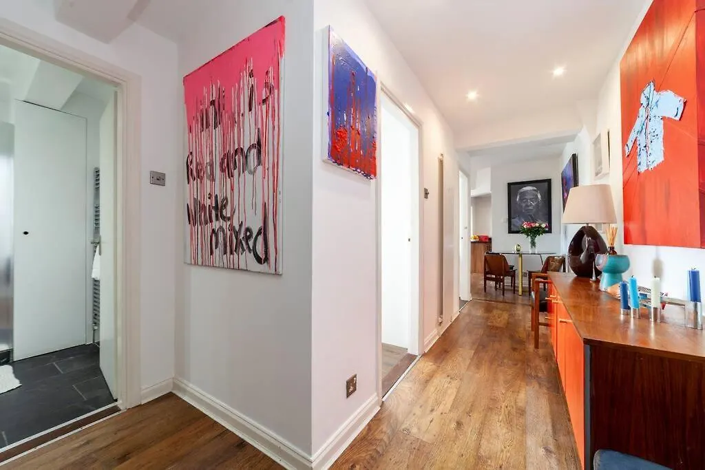 Amazing 2Br Flat With City View, Bethnal Green London 0*,  United Kingdom