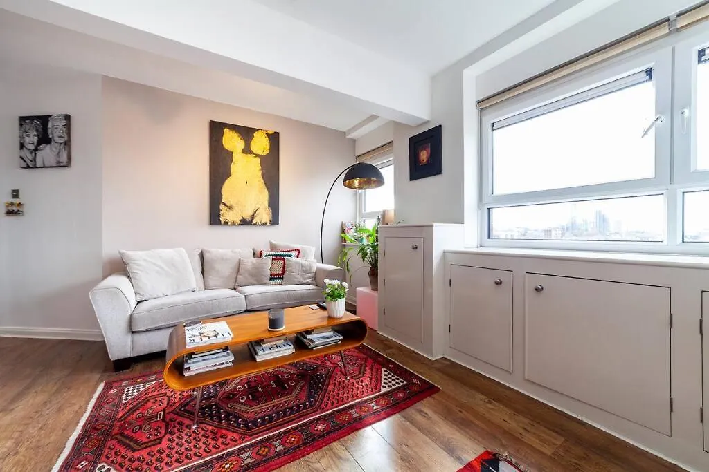 Amazing 2Br Flat With City View, Bethnal Green London Apartment