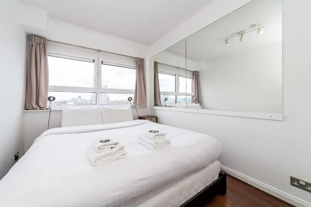 Amazing 2Br Flat With City View, Bethnal Green London 0*,  United Kingdom